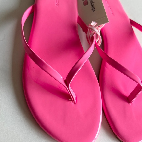 New Vineyard Vines Pink Wave Skinny Strap Flip Flops size 8 - Picture 5 of 13